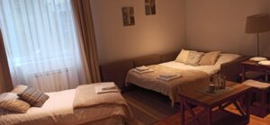 Apartman Ema - veliki krevet za 2 i mali za 1 osobu